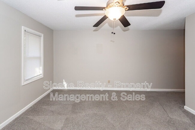 Building Photo - 40 Meander Row