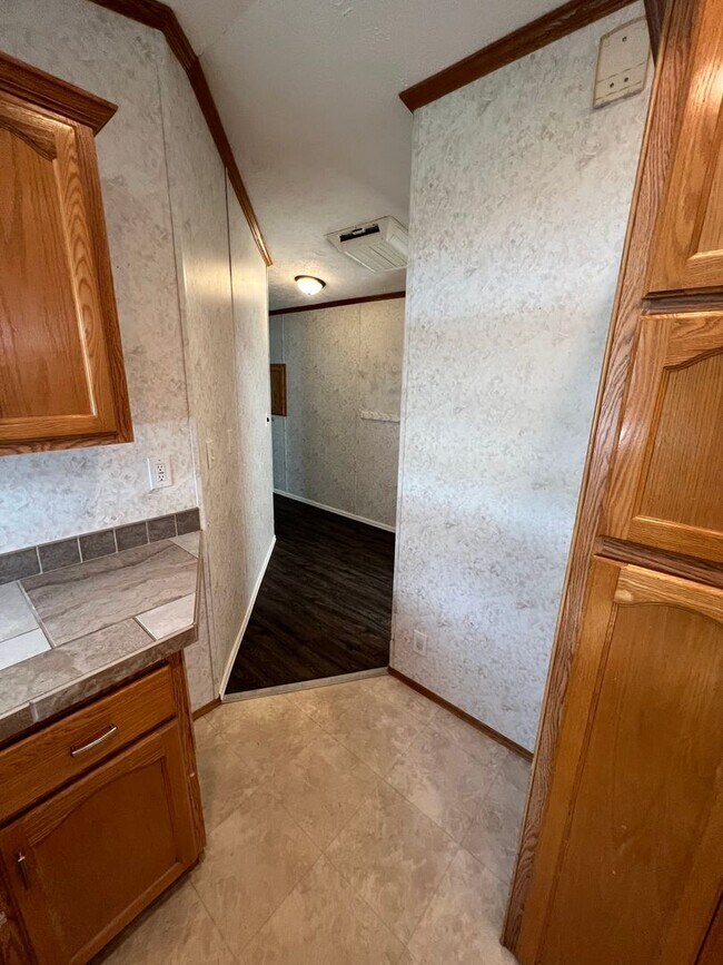 Building Photo - 3 Bedroom 2 Bath High-End Mobile Home with...