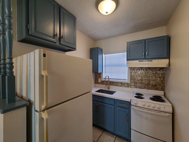 Building Photo - 3508 Cleveland Ave