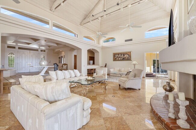 Building Photo - 50180 Vista Montana Rd