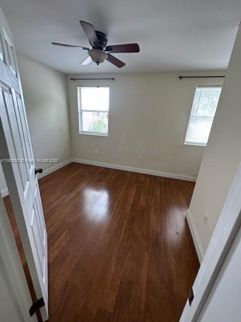 Building Photo - 878 Crystal Lake Dr