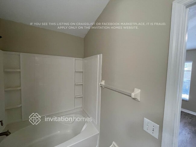 Building Photo - 9951 Torrisdale Loop