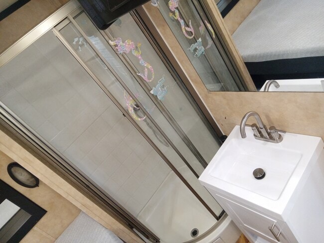 Building Photo - 5250 US-441