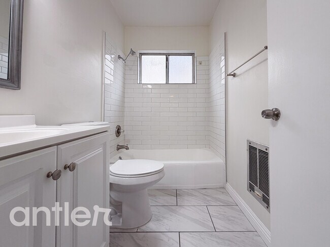 Building Photo - 14270 Dickens St