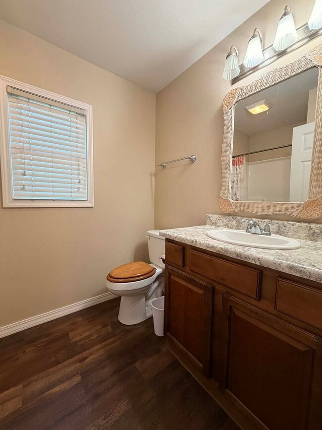 Building Photo - MOVE IN SPECIAL: HALF OFF FIRST MONTH RENT!! BEAUTIFUL 4 BEDROOMS/ 2.5 BATHROOMS ON 1 FULL ACRE I...