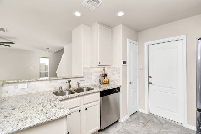 Building Photo - 2217 Windy Grove Dr