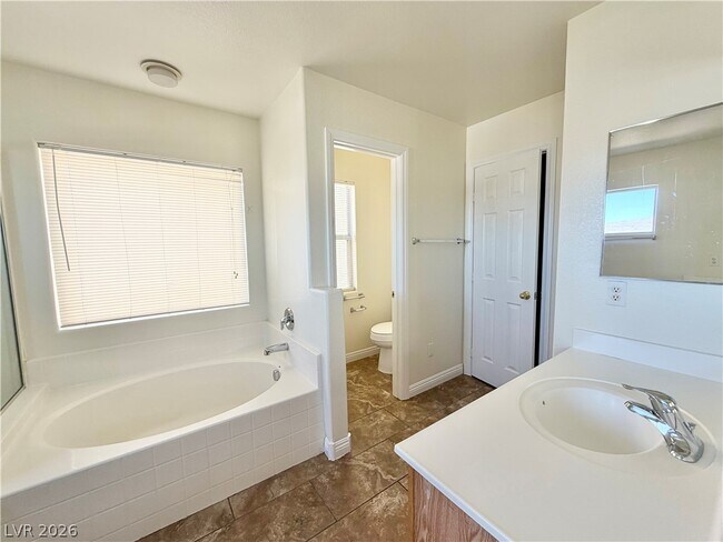 Building Photo - 4556 Hearts Desire Ave