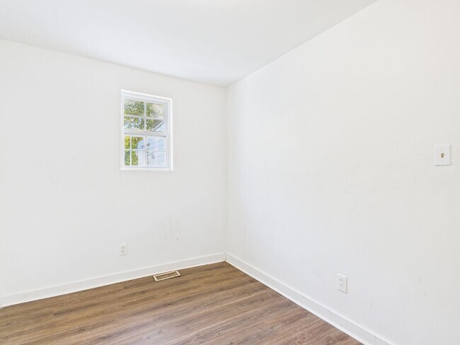 Building Photo - 1206 Rome St