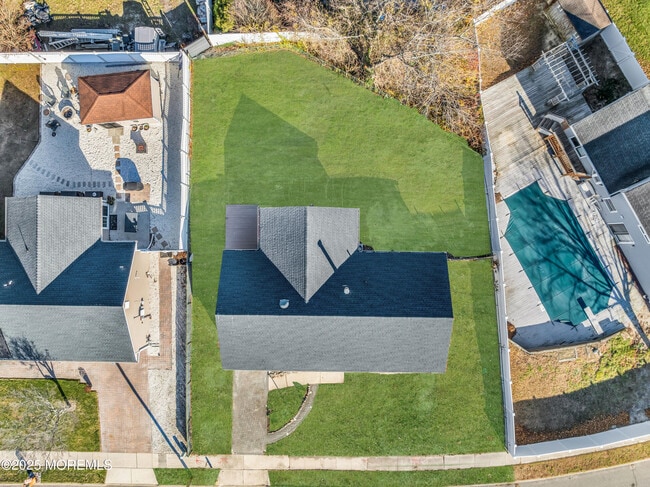 Building Photo - 64 Georgetown Blvd