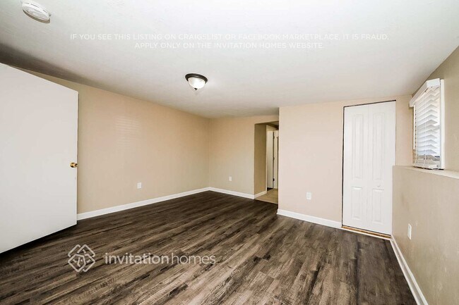 Building Photo - 6218 Nutmeg Ave