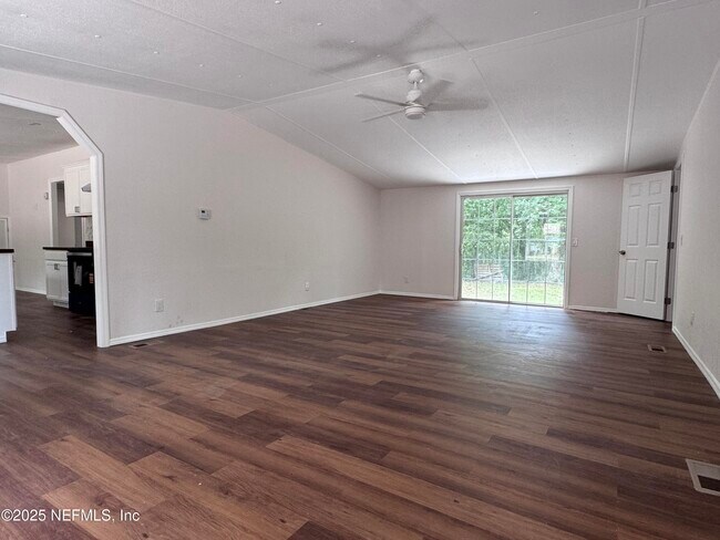 Building Photo - 2916 Guava Ct