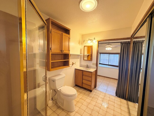 Building Photo - Charming One-Bedroom Near Downtown Petaluma – Utilities Included