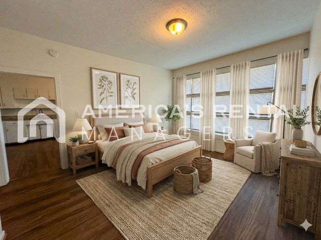 Building Photo - Charming & Spacious Graysville Home for Rent!