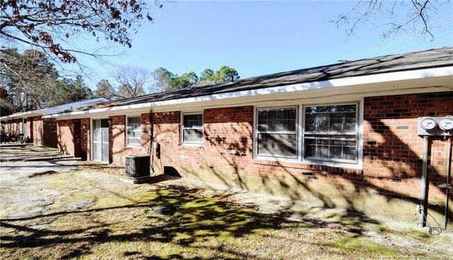 Building Photo - 4738 Rosehill Rd
