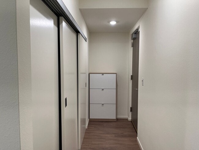 Building Photo - Kapiolani Residence Condo - 2 bedrooms, 2 ...