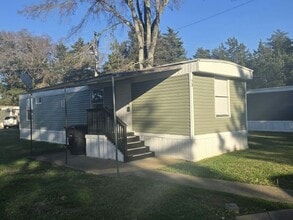 Building Photo - 1325 Wenlon Dr