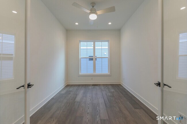 Building Photo - 35 Lookout Rdg