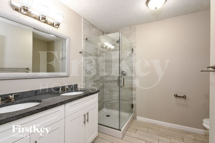 Building Photo - 2281 Carousel Ct