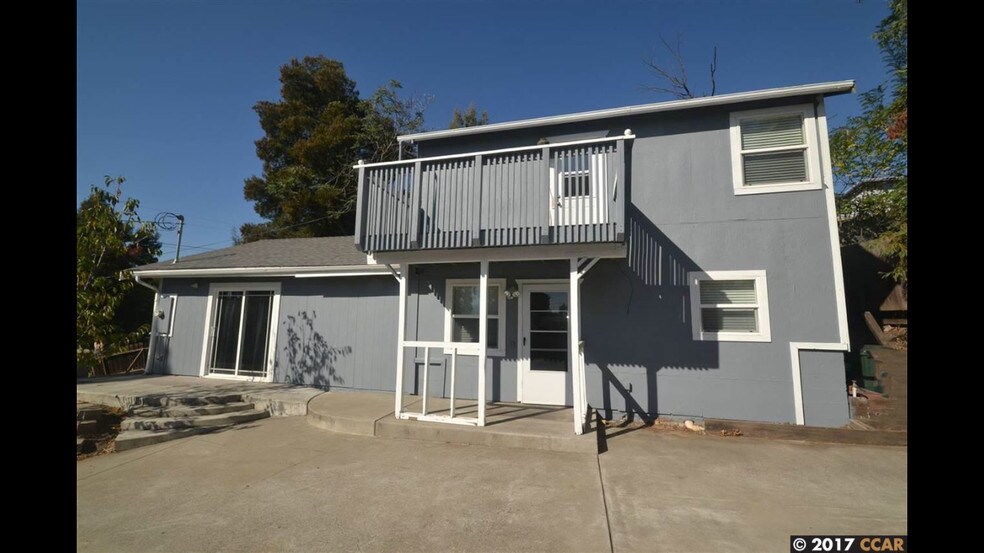 Building Photo - 2431 Monterey Ave