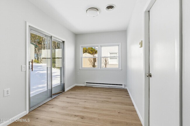 Building Photo - 91 Westport Dr