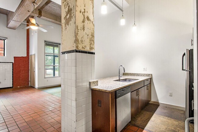 Building Photo - Jackson Street Lofts