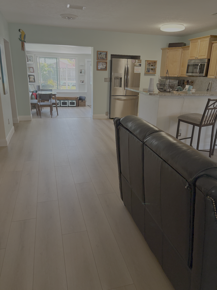 Building Photo - 262 43rd Ave NE