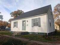 Building Photo - 1701 N Johnson St