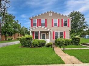 Building Photo - 8905 Glenarden Pkwy