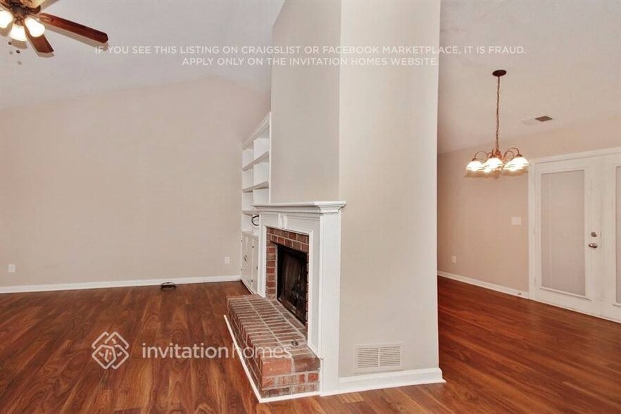 Building Photo - 5551 Quarters Way