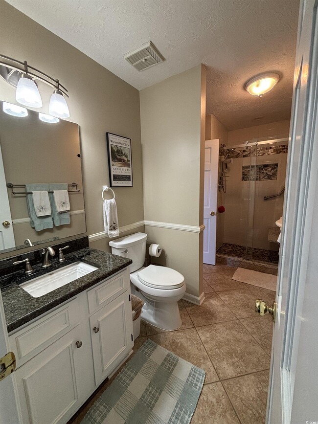 Building Photo - 4034 Fairway Lakes Dr