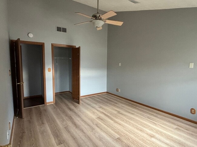 Building Photo - 3-Bed 2-Bath Fenced Yard Ranch Home