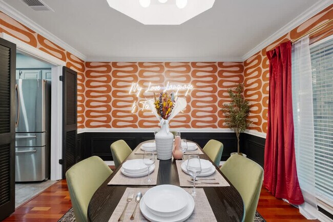 Building Photo - 13702 Yellow Oak Cir