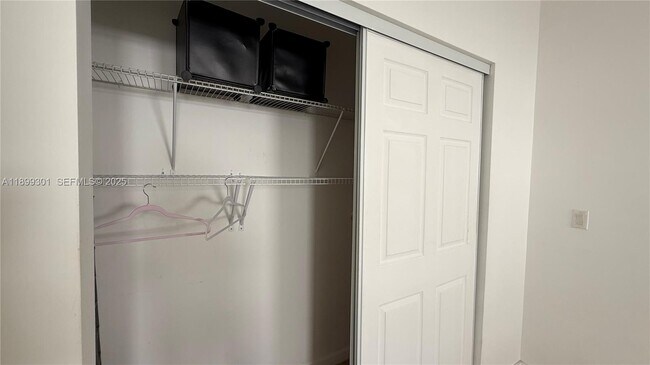 Building Photo - 1611 Meridian Ave