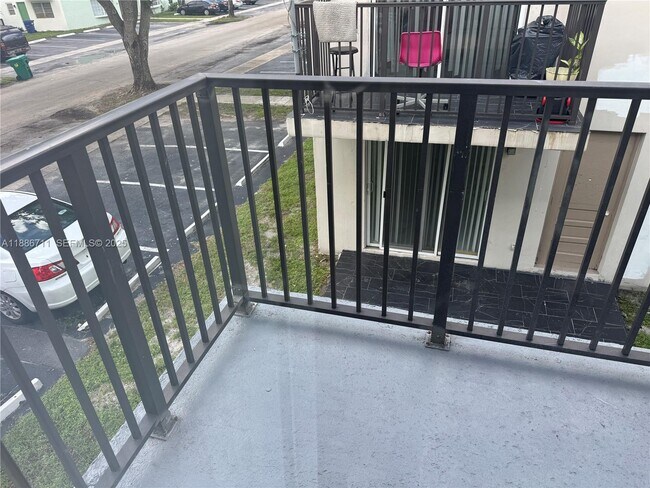 Building Photo - 5209 NW 18th St