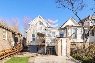 Building Photo - 529 Ann Ave