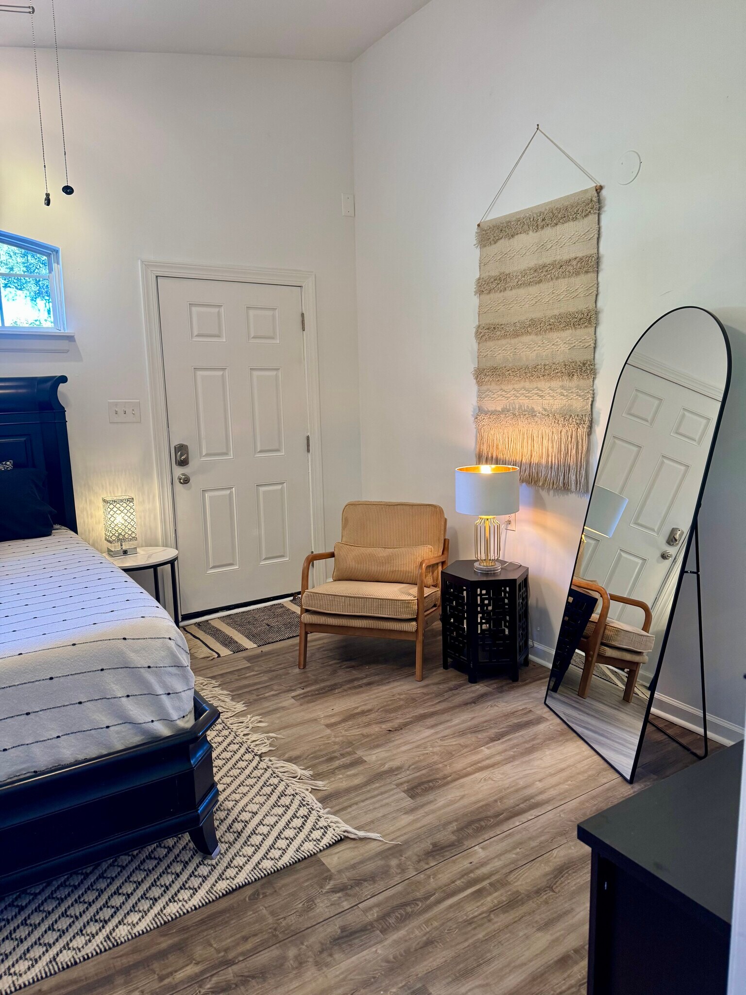 Building Photo - 3 Lang St