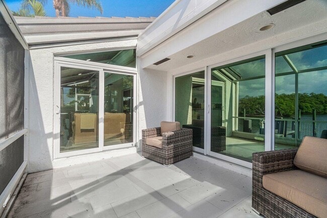 Building Photo - 6110 N Ocean Blvd