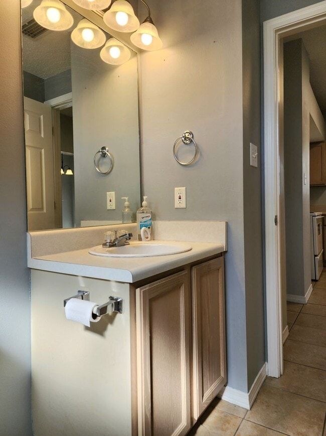Building Photo - 3/3 available in Audubon Place in Foley