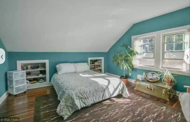 Bedroom available. - 253 Macalester St