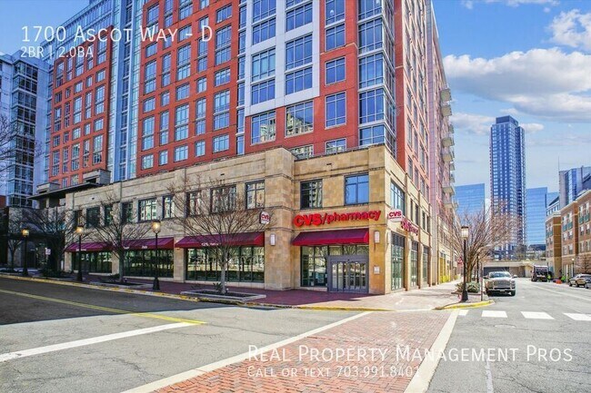 Building Photo - 1700 Ascot Way