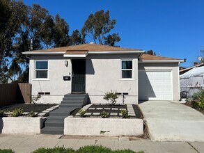 Building Photo - Fully Renovated 2 Bedroom 2 Bathroom in Ci...
