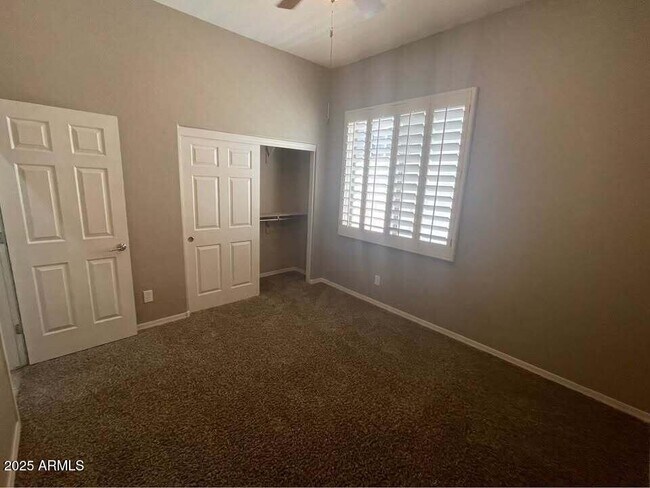 Building Photo - 4918 W Carpenter Dr
