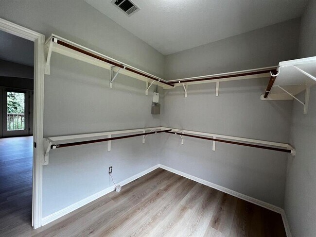 Building Photo - 12513 Palfrey Dr