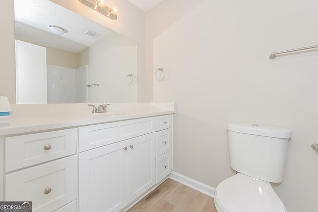 Building Photo - 95 High Ridge Rd