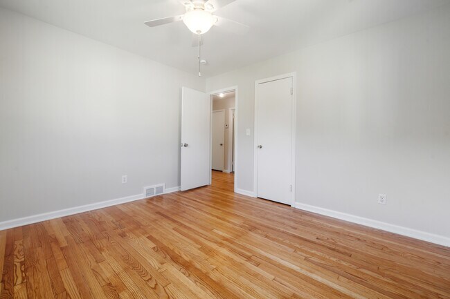 Building Photo - 36640 Angeline Cir