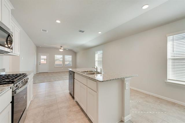 Building Photo - 171 Running River Dr