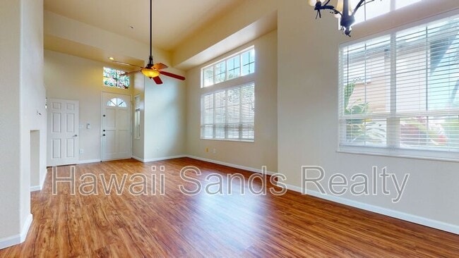 Building Photo - 91-1017-1017 Wahinoho St