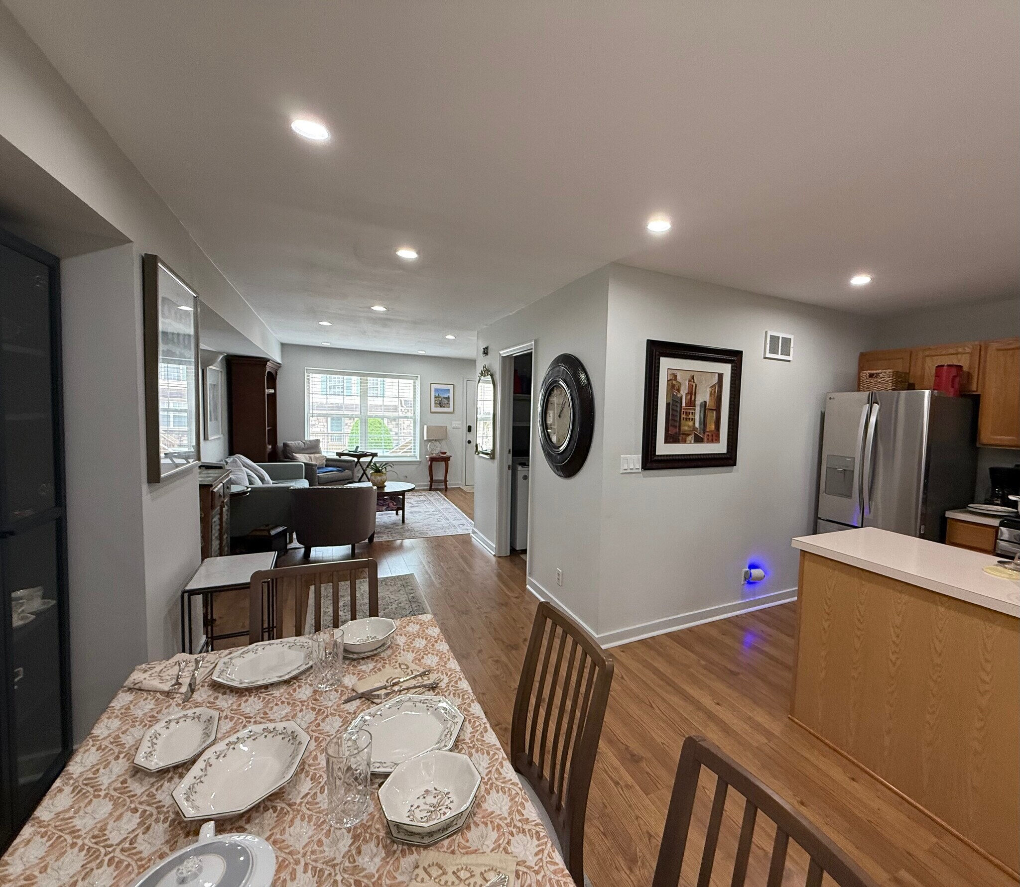 Building Photo - 7925 Ridge Ave