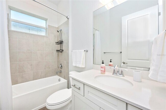 Building Photo - 17662 Santorini Ct