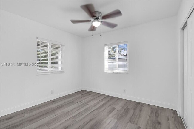 Building Photo - North 26th Avenue, Hollywood, FL 33020 - 3 BR 1 BA single-family home